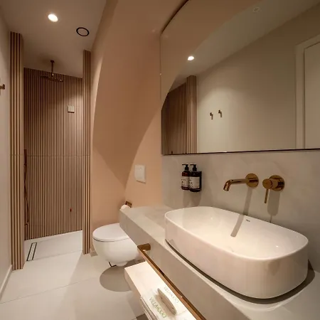 Coo Boutique - Adults Only 4*