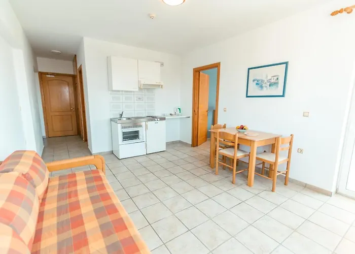 Coo Boutique - Adults Only